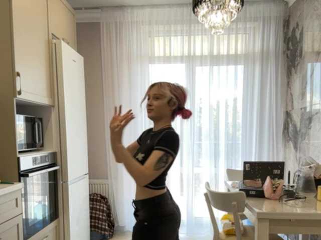 MichalMccahill live cam on BongaCams