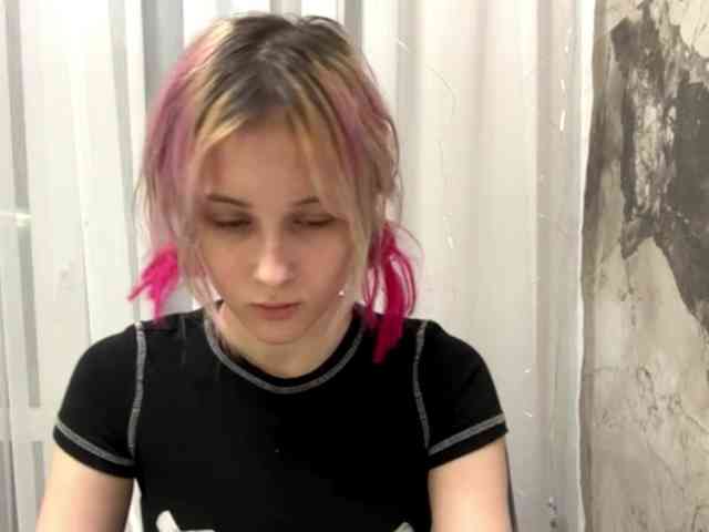 MichalMccahill webcam