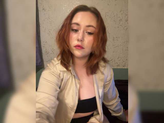 Adeline5a live cam on BongaCams