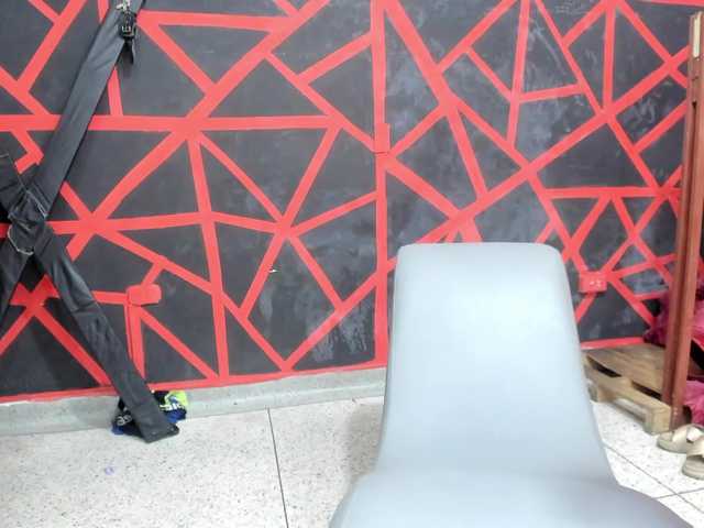 amazing-doll live cam on BongaCams
