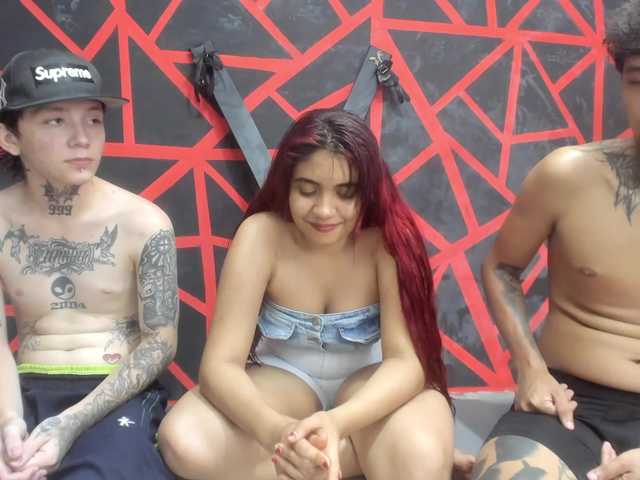 amazing-doll live cam on BongaCams