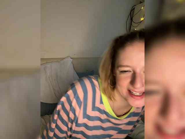 MoonlitSin webcam