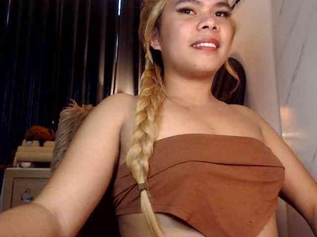 Tobolita's cam show statistics and live stream