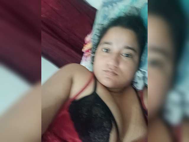 Ninaal13 live cam on BongaCams