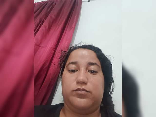 Ninaal13 live cam on BongaCams