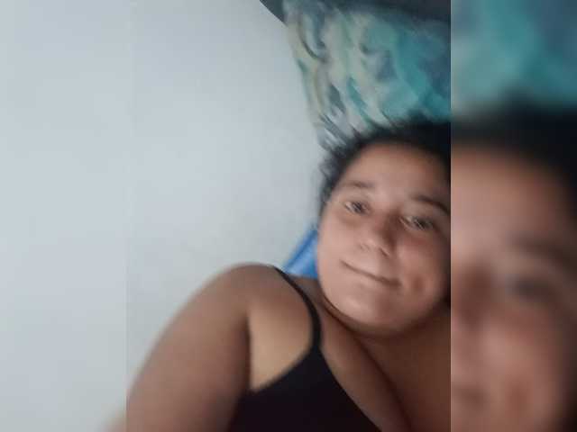 Ninaal13 live cam on BongaCams