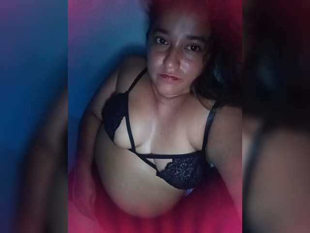 Ninaal13 live cam preview