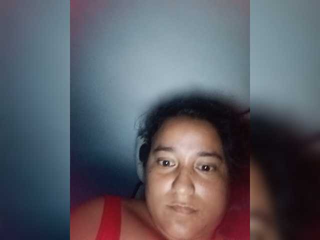 Ninaal13 live cam on BongaCams