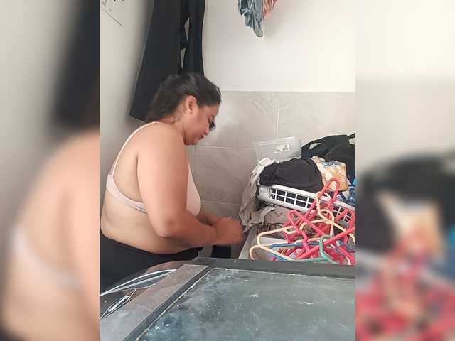 Ninaal13 live cam on BongaCams
