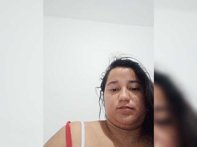 Ninaal13 live cam preview