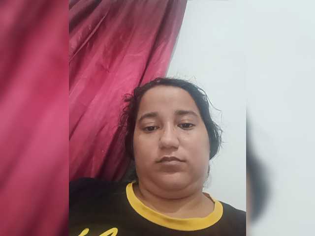 Ninaal13 live cam on BongaCams