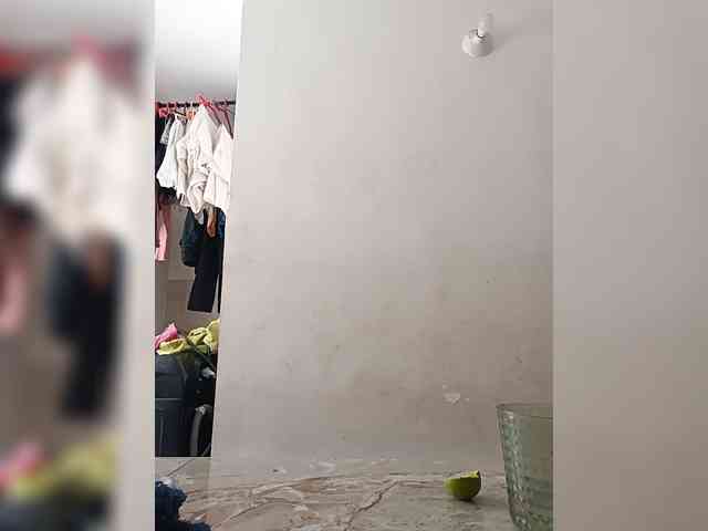 ninaal13's live room