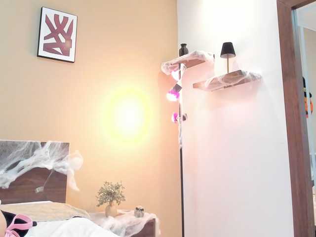 MadissonMiller live cam on BongaCams