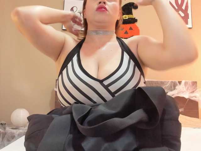 MadissonMiller live cam on BongaCams