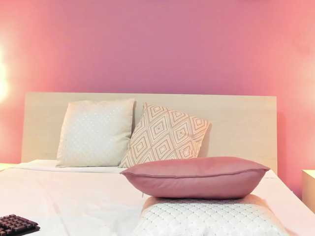 MadissonMiller live cam on BongaCams