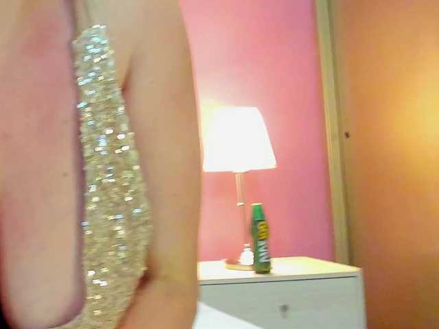 MadissonMiller webcam