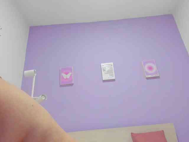 MadissonMiller webcam