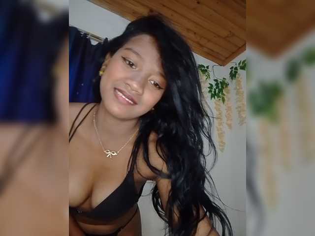 Lovelyb live cam on BongaCams