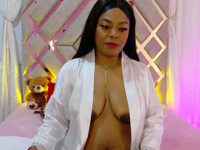 SalomeGomezx live cam on BongaCams