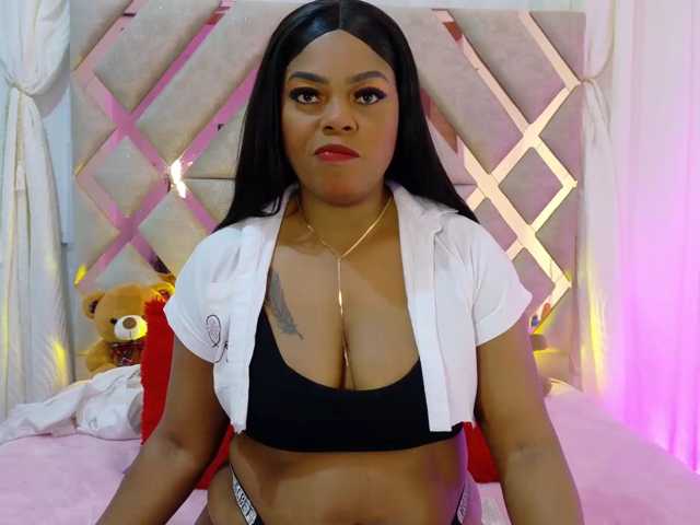 SalomeGomezx live cam on BongaCams