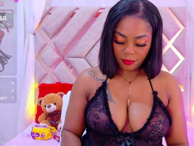 SalomeGomezx live cam on BongaCams