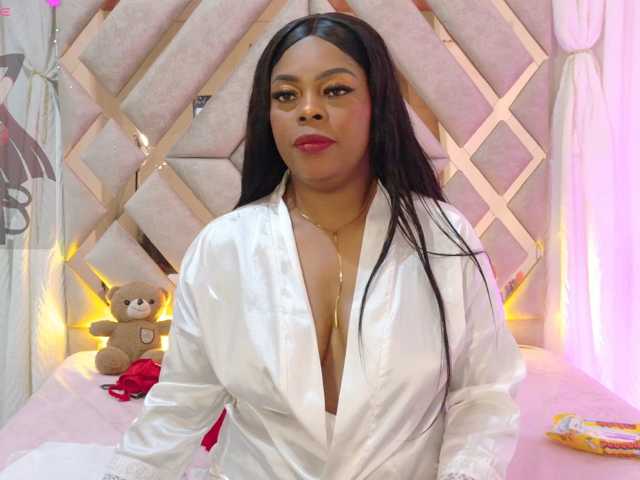 SalomeGomezx live cam on BongaCams