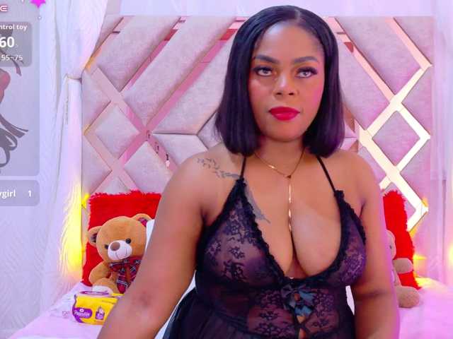 SalomeGomezx live cam on BongaCams