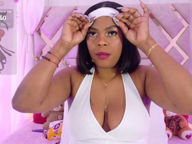 SalomeGomezx live cam on BongaCams