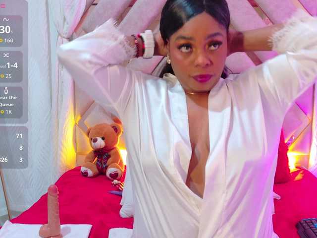 SalomeGomezx live cam on BongaCams