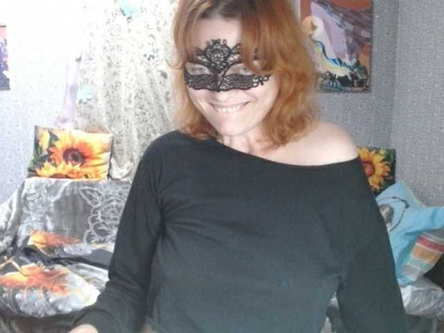 KISS-Lina live cam on BongaCams