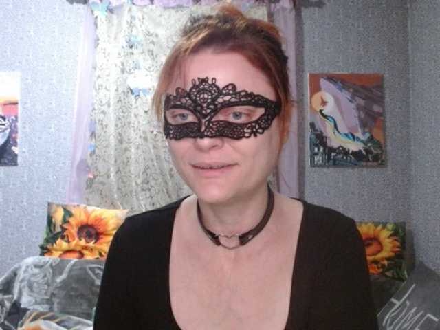 KISS-Lina live cam on BongaCams