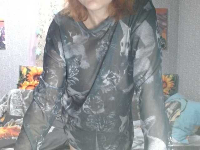 KISS-Lina live cam on BongaCams
