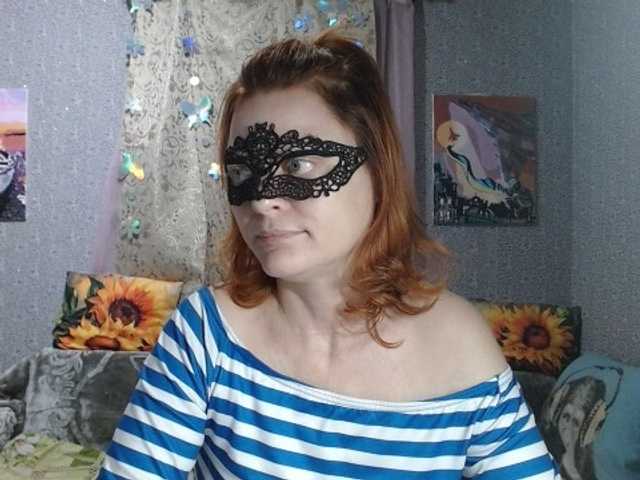 KISS-Lina live cam on BongaCams
