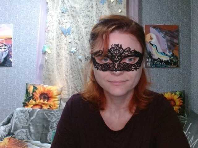 KISS-Lina live cam on BongaCams