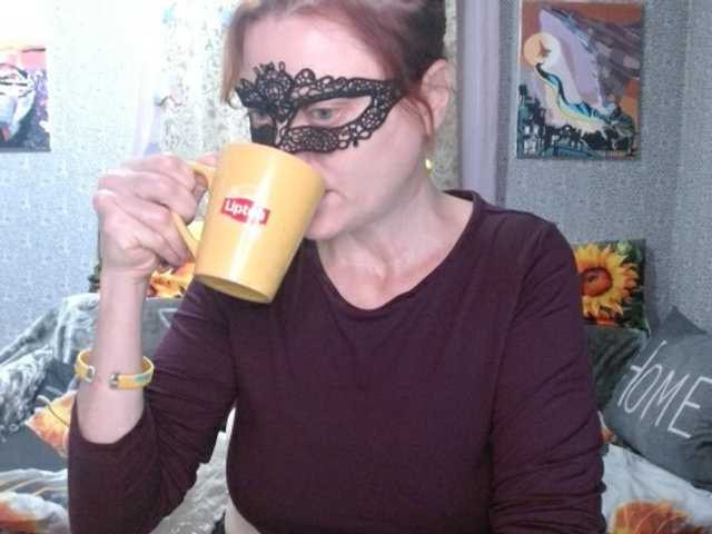 KISS-Lina live cam on BongaCams