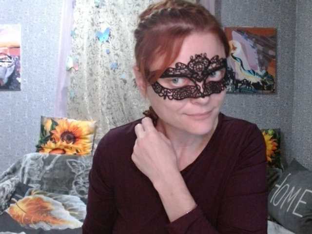 KISS-Lina live cam on BongaCams