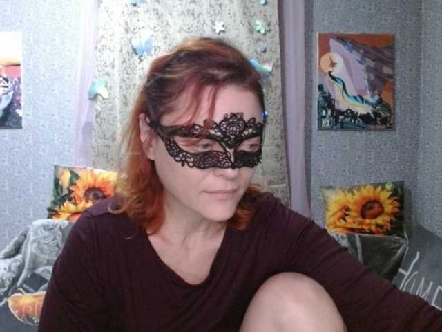 KISS-Lina live cam on BongaCams