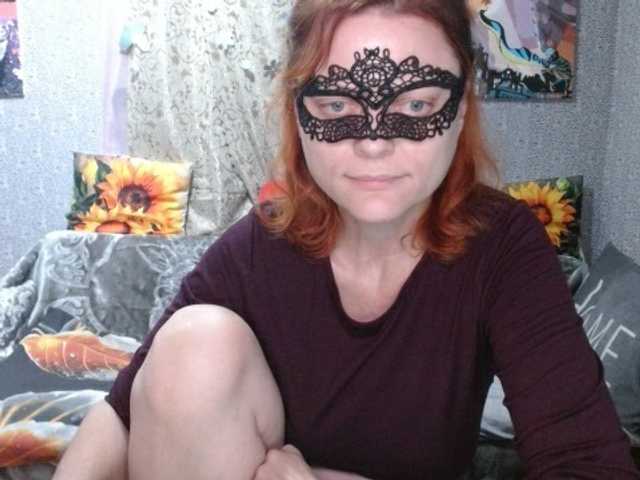 KISS-Lina live cam on BongaCams