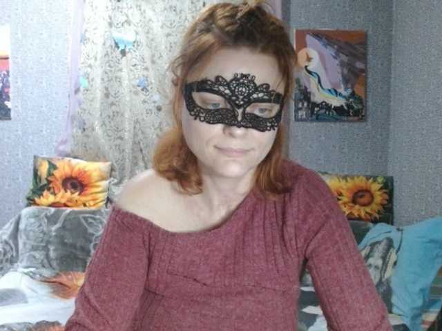 KISS-Lina live cam on BongaCams