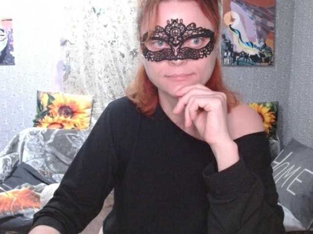 KISS-Lina live cam on BongaCams