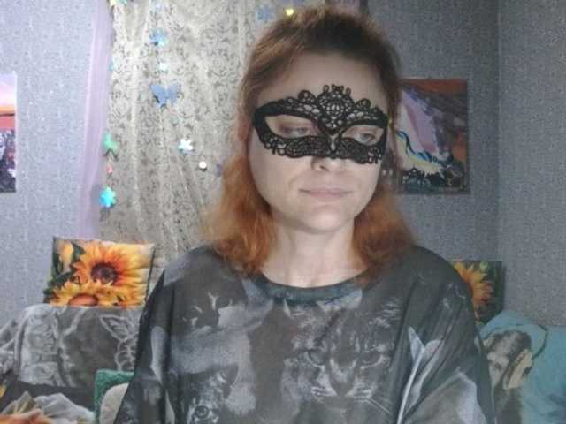 KISS-Lina live cam on BongaCams
