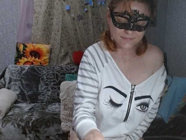 KISS-Lina live cam on BongaCams