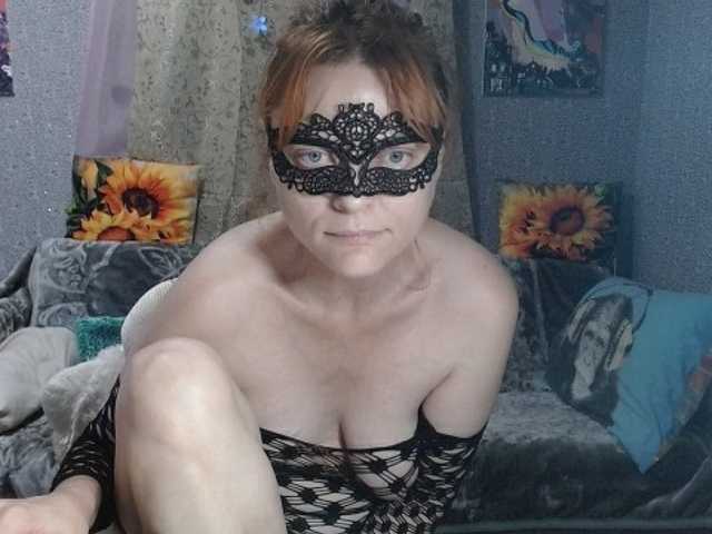KISS-Lina live cam preview