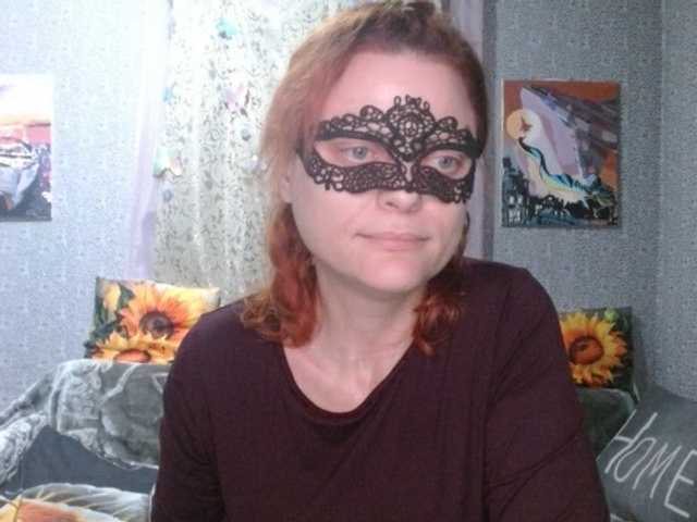 le modèle KISS-Lina est en webcam porno dans un show sur le site bongacams, il possède les tags suivants: White/Caucasian,Redhead,Trimmed