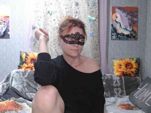 KISS-Lina KISS-Lina