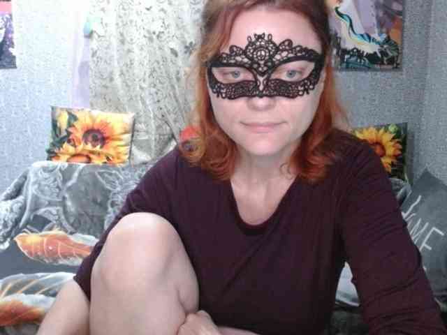 Modella: KISS-Lina
