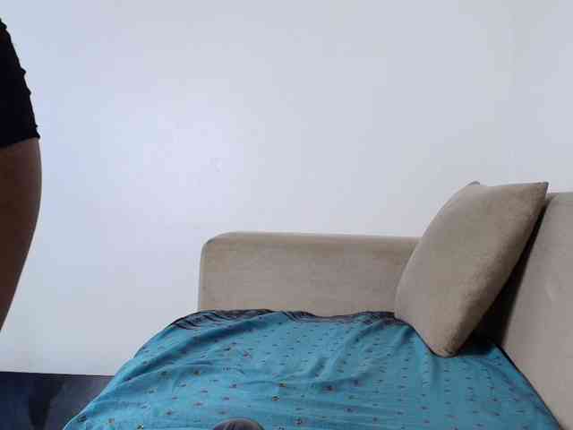 LillyKLove webcam