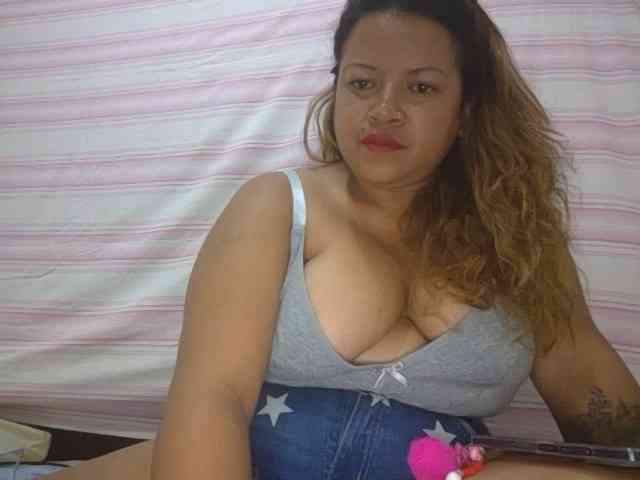 Baby-Blone's webcam live show