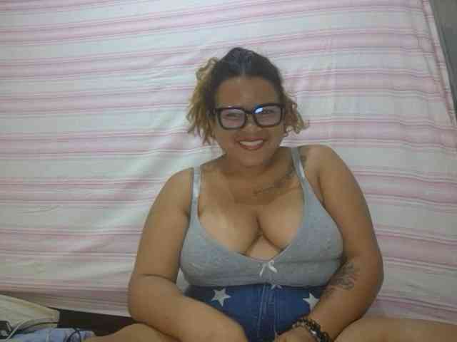 Baby-Blone webcam
