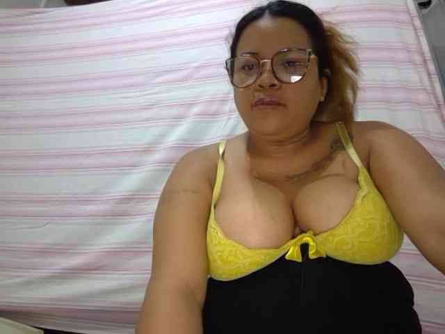 Baby-Blone webcam